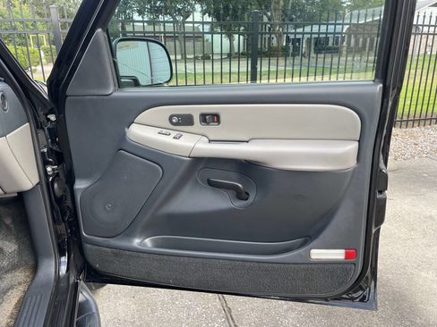 Used 2002 Chevrolet Tahoe LT image 20