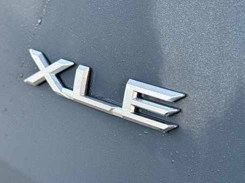 Used 2025 Toyota Grand Highlander AWD image 9