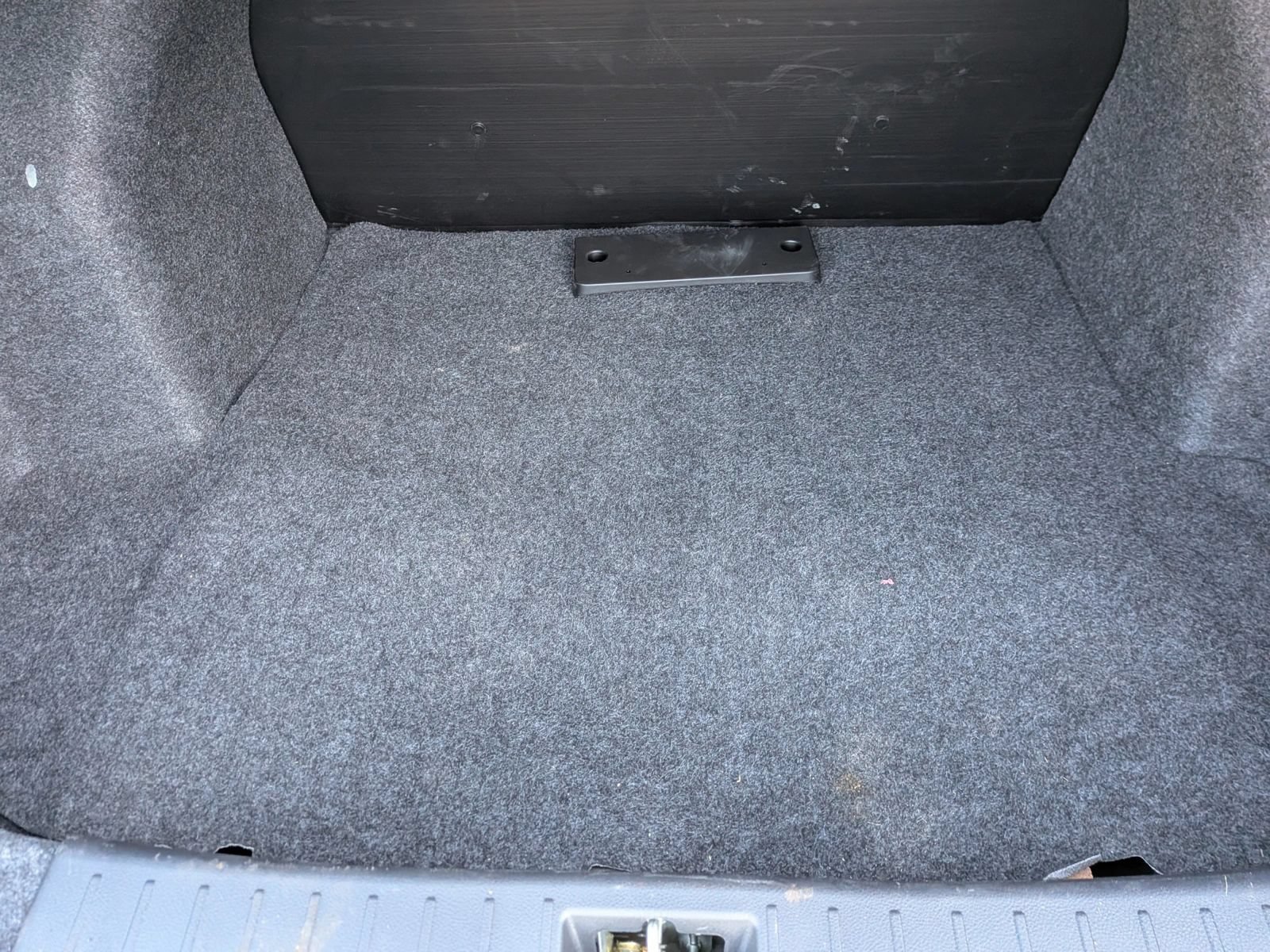 Used 2024 Nissan Versa S FWD image 25