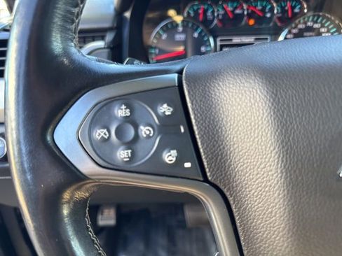 Used 2020 Chevrolet Suburban Premier image 18