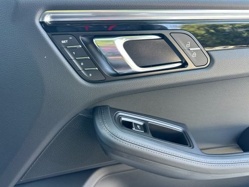 New 2026 Porsche Macan AWD/4WD image 19