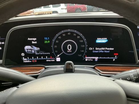 Used 2022 Cadillac Escalade Premium Luxury w/ Performance Package AWD/4WD image 17