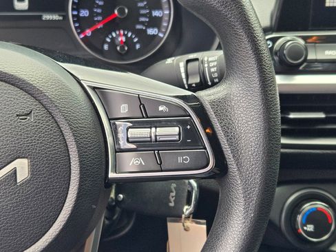 Used 2023 Kia Forte LXS image 28