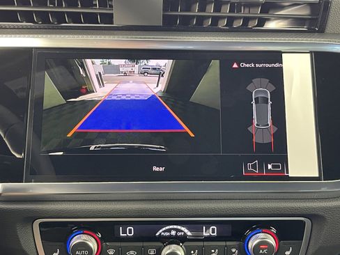 New 2025 Audi Q3 2.0T Premium image 29