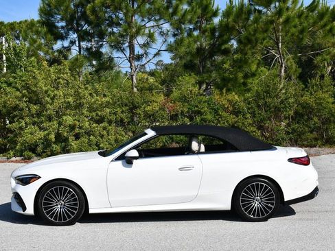 Used 2024 Mercedes-Benz CLE 450 4MATIC Cabriolet image 34
