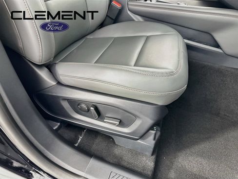 New 2026 Ford Explorer Active w/ Active Comfort Package AWD/4WD image 30