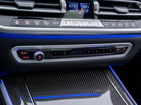 Used 2023 BMW X5 M50i w/ Executive Package image 29