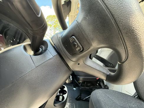 Used 2023 RAM ProMaster 3500 FWD image 36