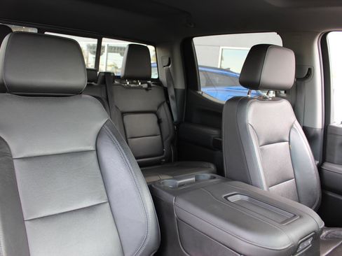 Used 2019 GMC Sierra 1500 SLT w/ SLT Premium Plus Package image 17