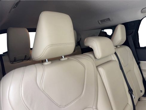 Used 2023 INFINITI QX60 Luxe w/ Cargo Package image 45