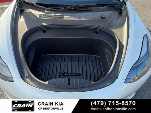Used 2023 Tesla Model 3 Standard Range RWD image 29