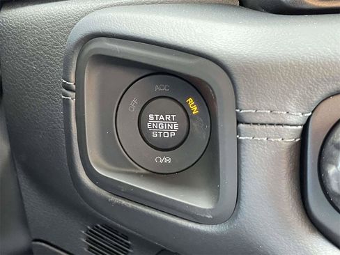 New 2025 Jeep Wrangler Unlimited Rubicon image 16