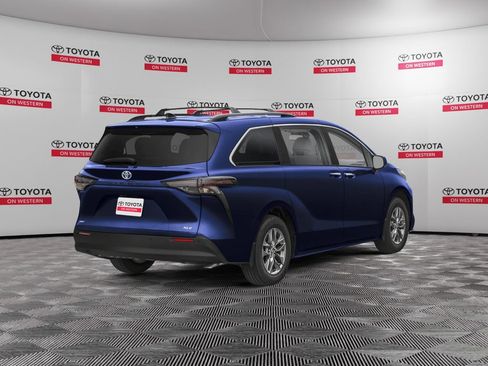 New 2026 Toyota Sienna XLE image 2