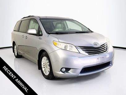 Used 2013 Toyota Sienna XLE