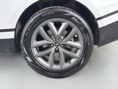 Certified 2026 Land Rover Range Rover Velar Dynamic SE AWD/4WD image 29