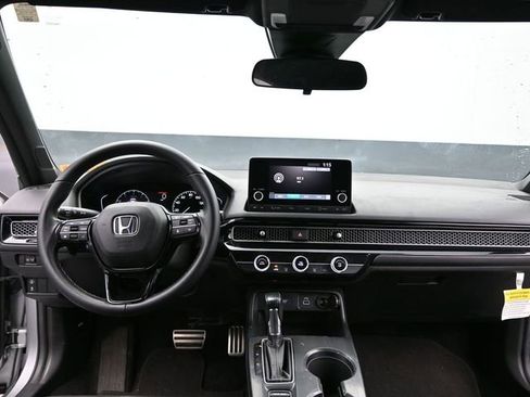 Used 2023 Honda Civic Sport image 14