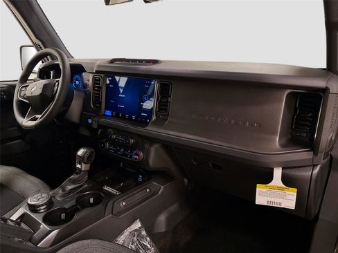 New 2025 Ford Bronco 4-Door w/ Sasquatch Package image 26