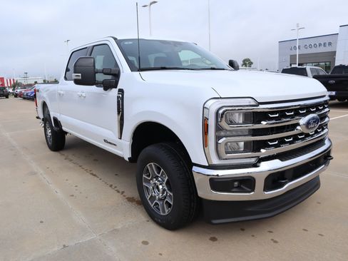 New 2026 Ford F250 Lariat AWD/4WD image 1