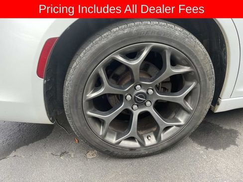 Used 2015 Chrysler 300 S RWD image 11