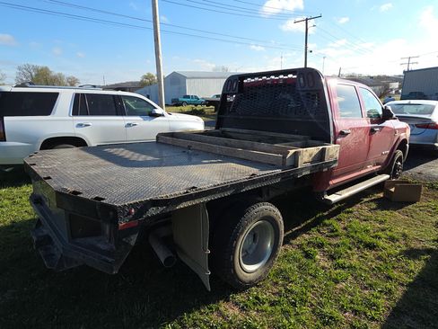 Used 2021 RAM 3500 Tradesman w/ Chrome Appearance Group image 7