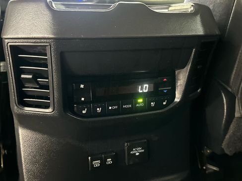 Used 2023 Toyota Sequoia Platinum AWD/4WD image 22