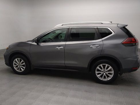 Used 2019 Nissan Rogue S w/ Special Edition Package FWD image 3