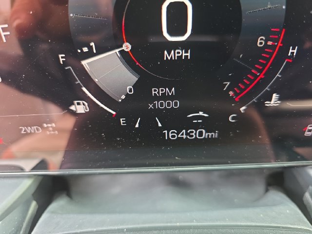 Certified 2025 GMC Terrain Elevation AWD/4WD image 17