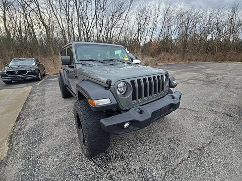 Used 2019 Jeep Wrangler Unlimited Sport S image 11