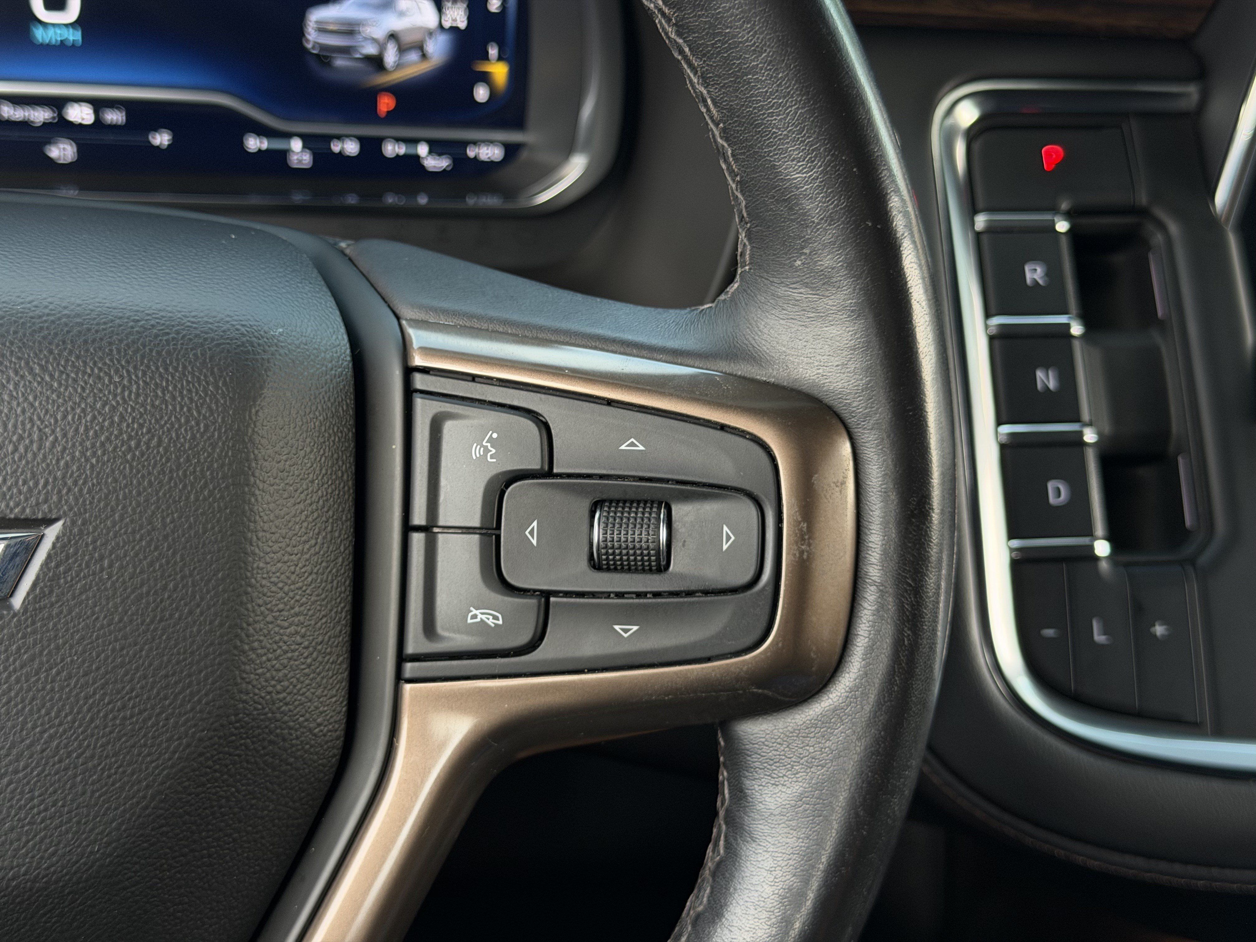 Used 2022 Chevrolet Suburban High Country AWD/4WD image 19