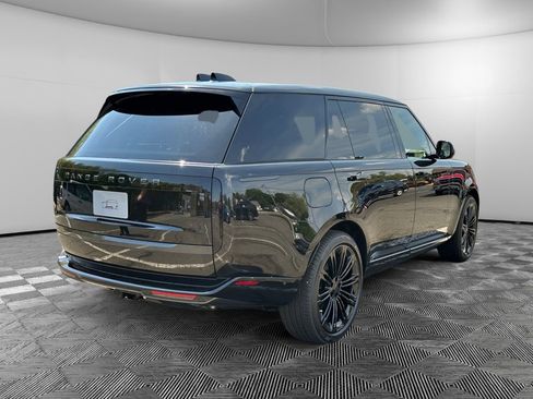 New 2026 Land Rover Range Rover Long Wheelbase SE AWD/4WD image 5