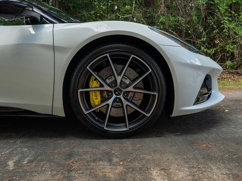 Used 2025 Lotus Emira RWD image 6
