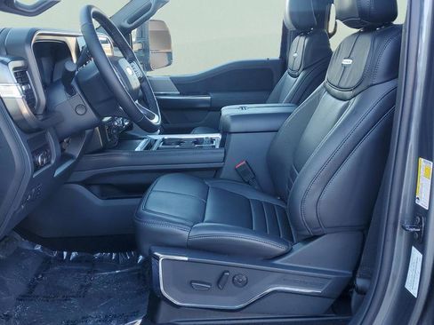 New 2026 Ford F250 Platinum w/ FX4 Off-Road Package image 15