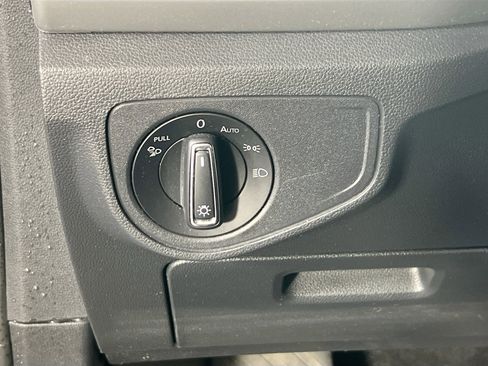 Used 2023 Volkswagen Atlas SE image 10