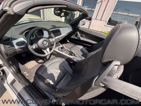 Used 2007 BMW Z4 3.0i RWD image 24