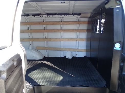 Used 2024 Chevrolet Express 2500 w/ Driver Convenience Package image 11