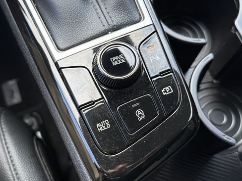 Used 2023 Kia Sportage EX FWD image 25