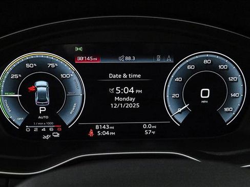 Certified 2024 Audi Q5 e Prestige image 11