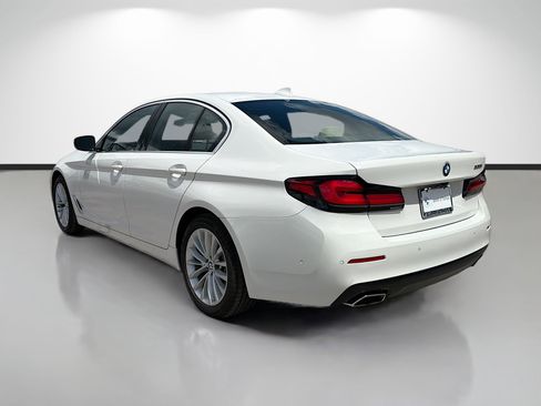 Used 2023 BMW 530i w/ Convenience Package RWD image 5