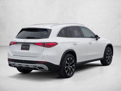 New 2026 Mercedes-Benz GLC 350e 4MATIC image 2
