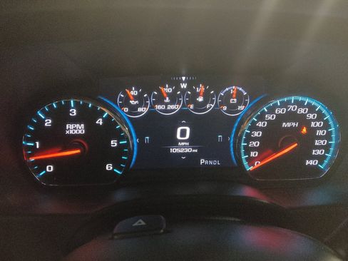 Used 2019 Chevrolet Tahoe Premier AWD/4WD image 23