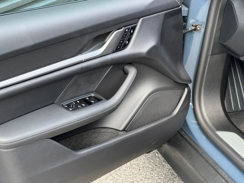 New 2025 Porsche Taycan image 15