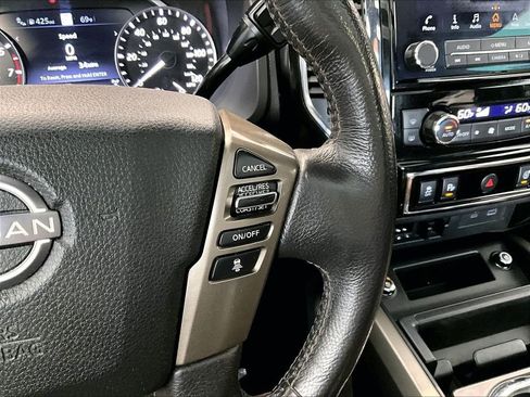 Used 2024 Nissan Titan Platinum Reserve w/ Moonroof Package AWD/4WD image 20