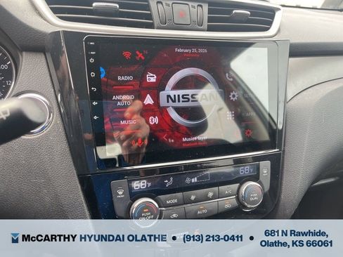 Used 2015 Nissan Rogue SV w/ SV Premium Package image 9