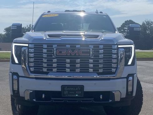 Used 2026 GMC Sierra 2500 Denali w/ Denali Reserve Package AWD/4WD image 8