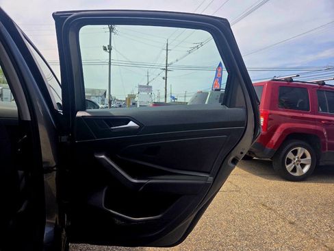 Used 2019 Volkswagen Jetta S w/ Driver Assistance Package FWD image 12