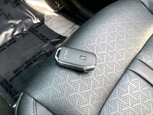 Used 2023 Kia Sorento SX FWD image 15