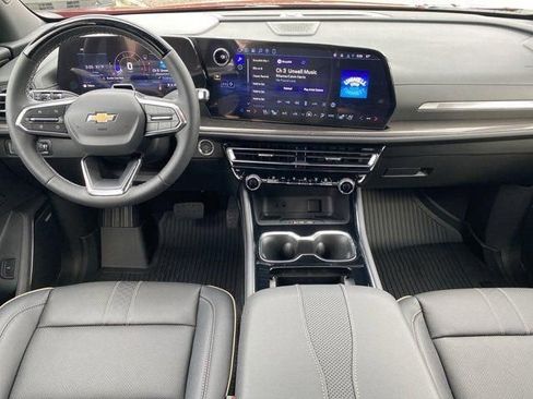 New 2026 Chevrolet Traverse High Country w/ LPO, Floor Liner Package FWD image 13