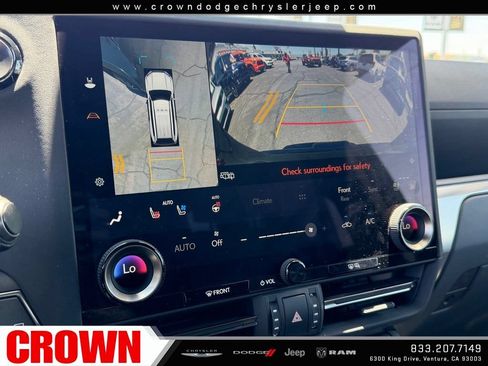 Used 2025 Lexus GX 550 w/ Accessory Package (2T) AWD/4WD image 34