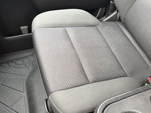 Used 2015 GMC Sierra 1500 SLE w/ SLE Value Package image 21