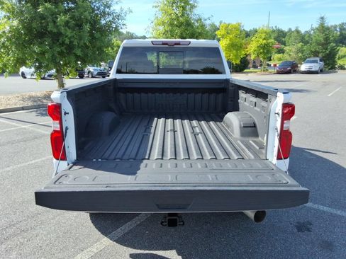 Certified 2021 Chevrolet Silverado 3500 High Country w/ Z71 Off-Road Package AWD/4WD image 17